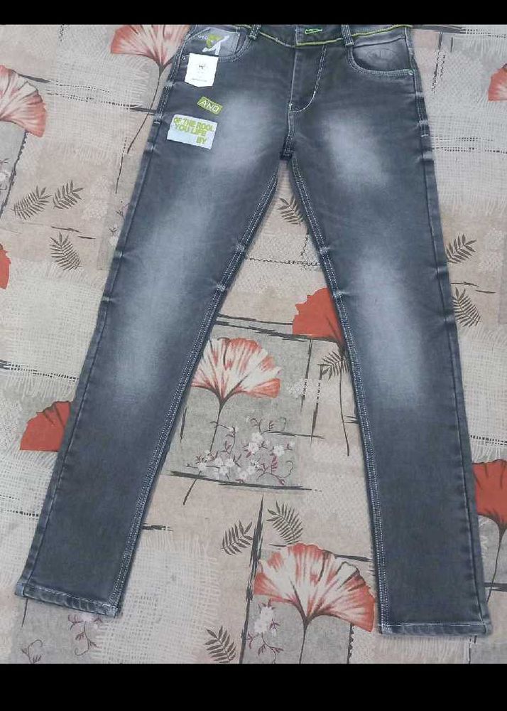 Stylish Grey Wash Jeans