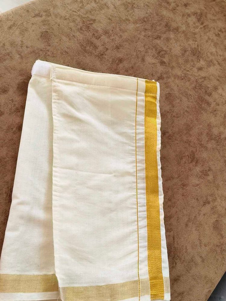 Elegant Cream Saree with Gold Border