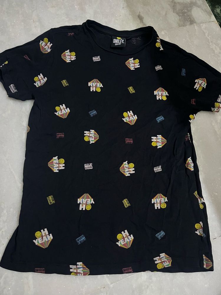Smiley "Oh Yeah" Graphic T-Shirt