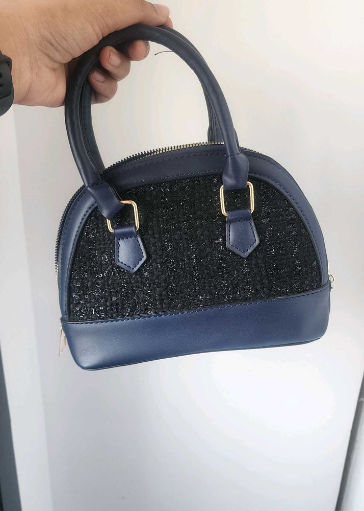 Chic Navy &amp; Black Sparkle Dome Bag