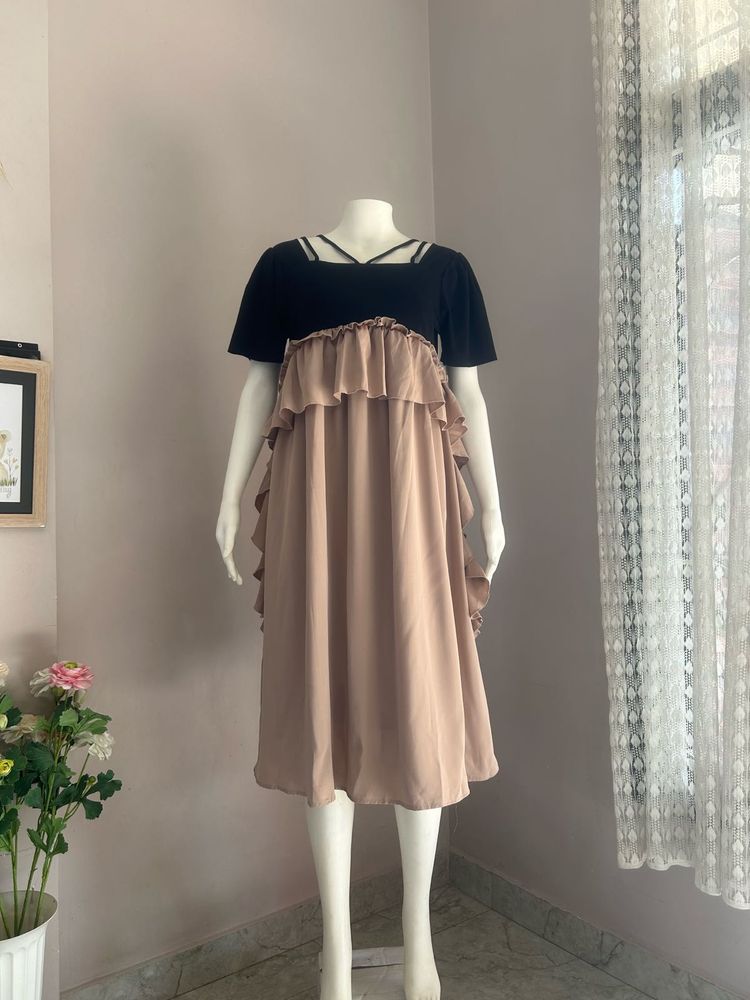 Chic Ruffled Midi Dress