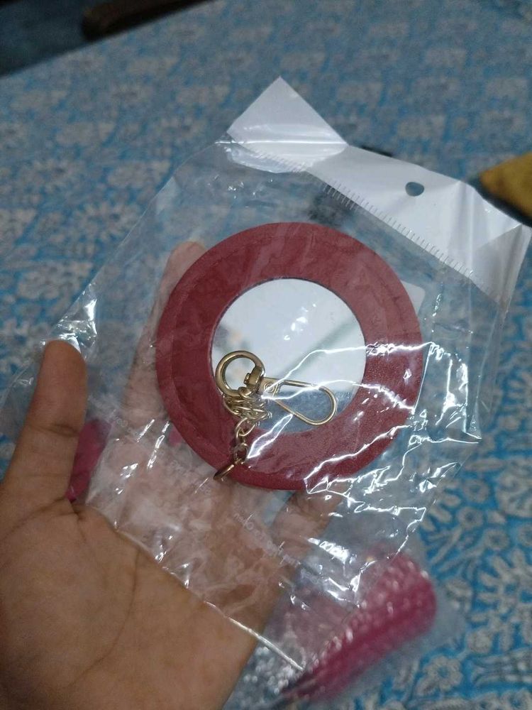 Cute Round Mirror Keychain