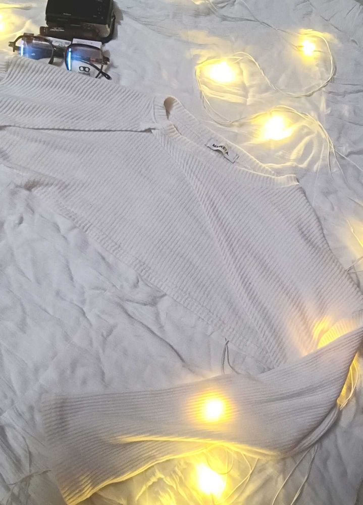 Cozy Ribbed White Pullover Sweater
