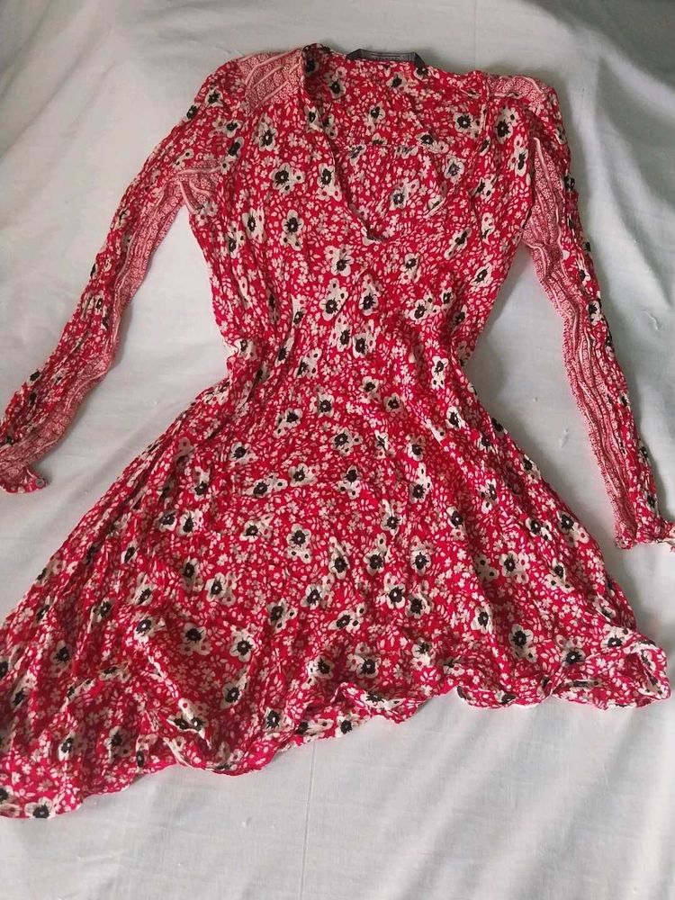 Chic Red Floral Print Dress