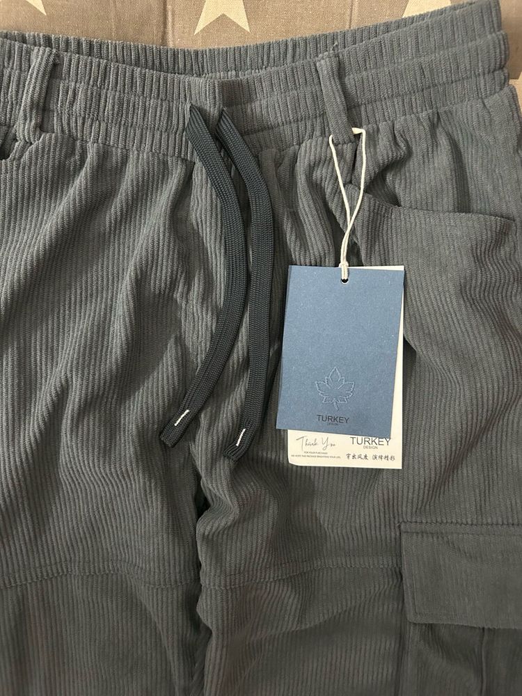 Men's Corduroy Cargo Pants
