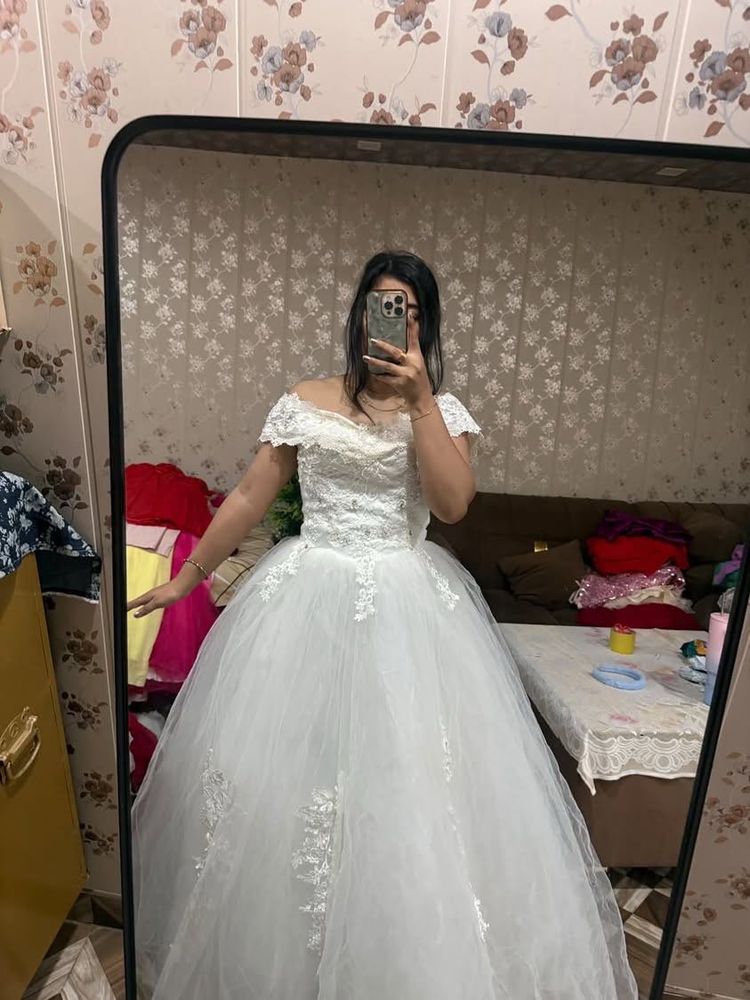 Beautiful White Bridal Gown🦋❤️🎀