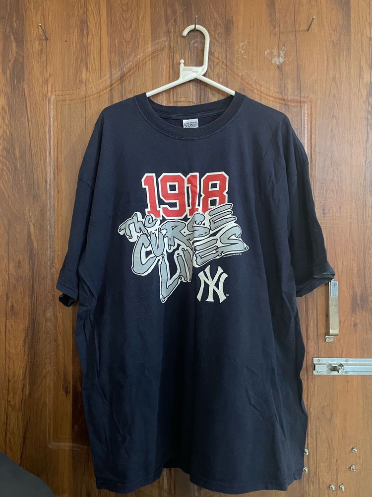 New York Yankees '1918 Curse' T-Shirt