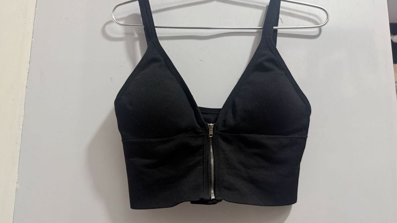 Black Zip Front Crop Top Brallete