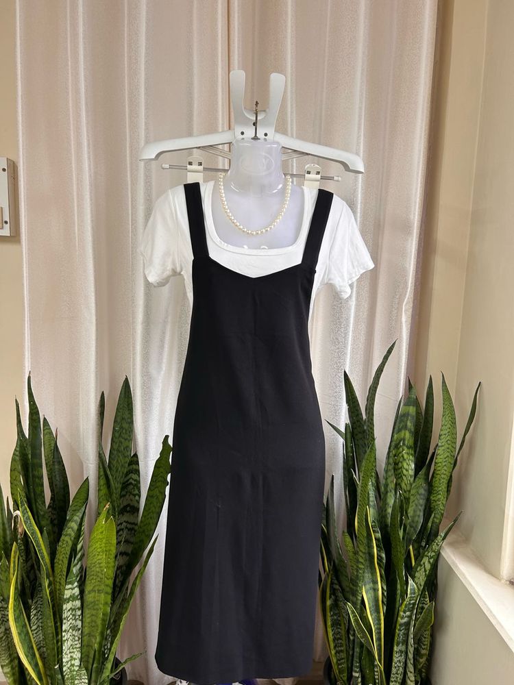 Korean Black Pinafore Dress