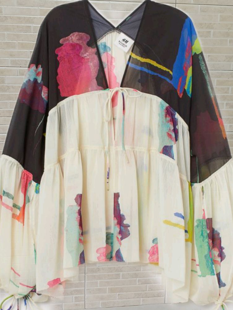 Brand H&amp;M, L Size, V-neck, Chiffon Wide- Cut Top