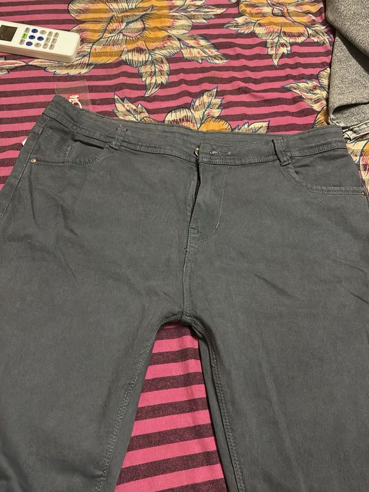 Comfortable Grey Casual jeans