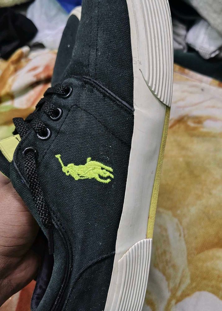 Stylish Black &amp; Neon Polo Sneakers