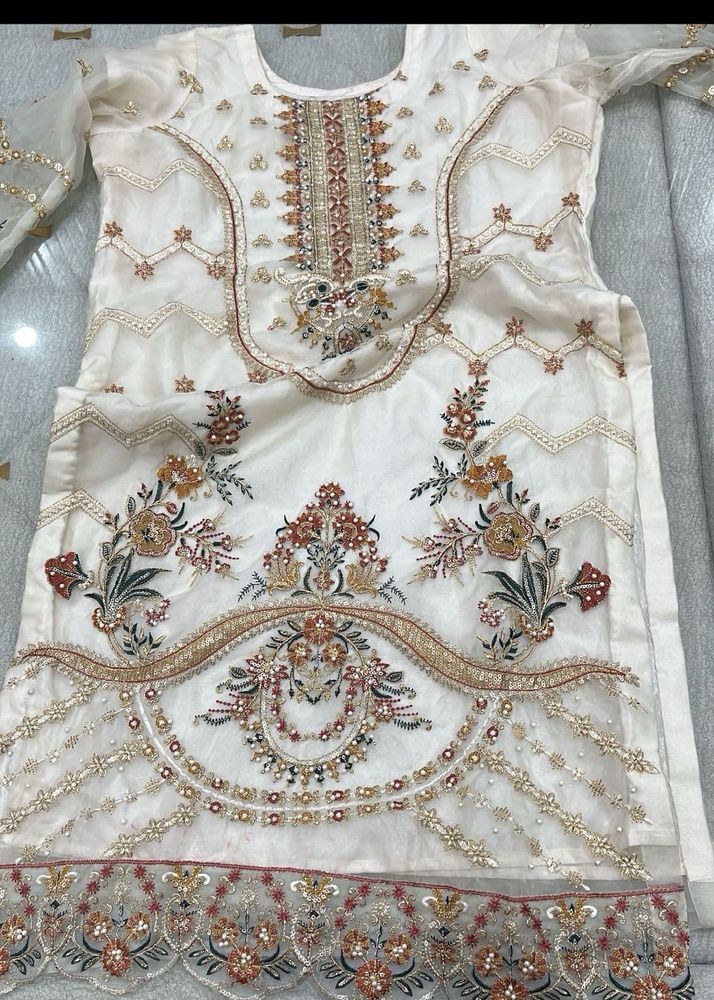 pakistani new suit