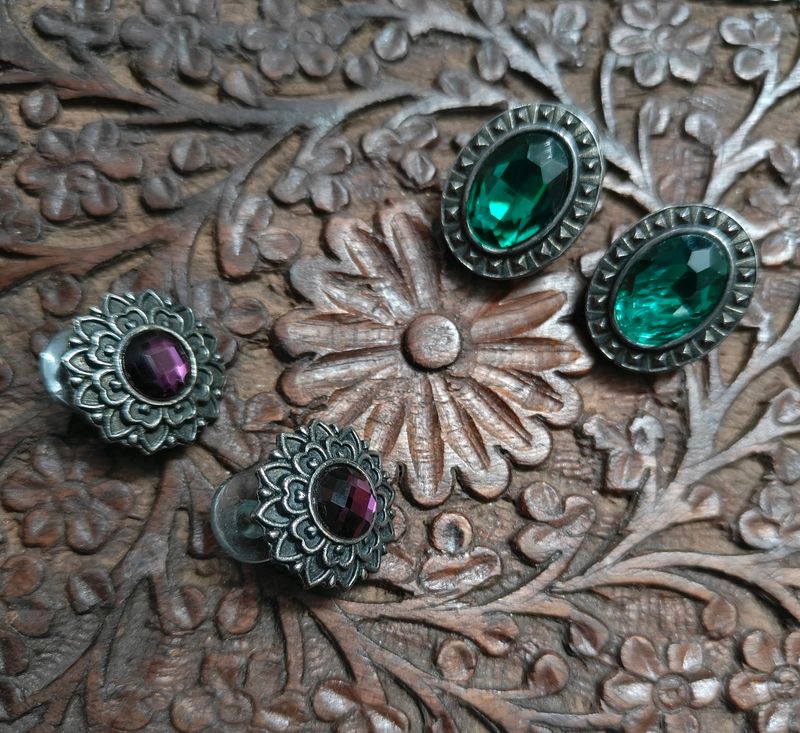 Oxidised Brass Studs