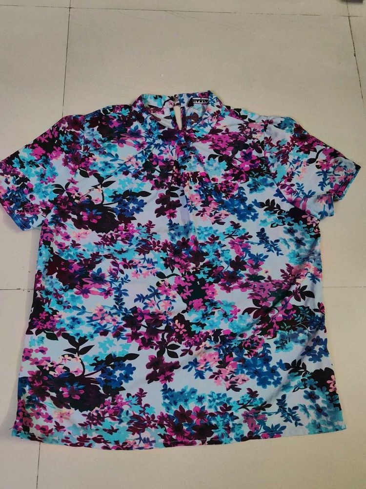 Floral Print Short Sleeve Top