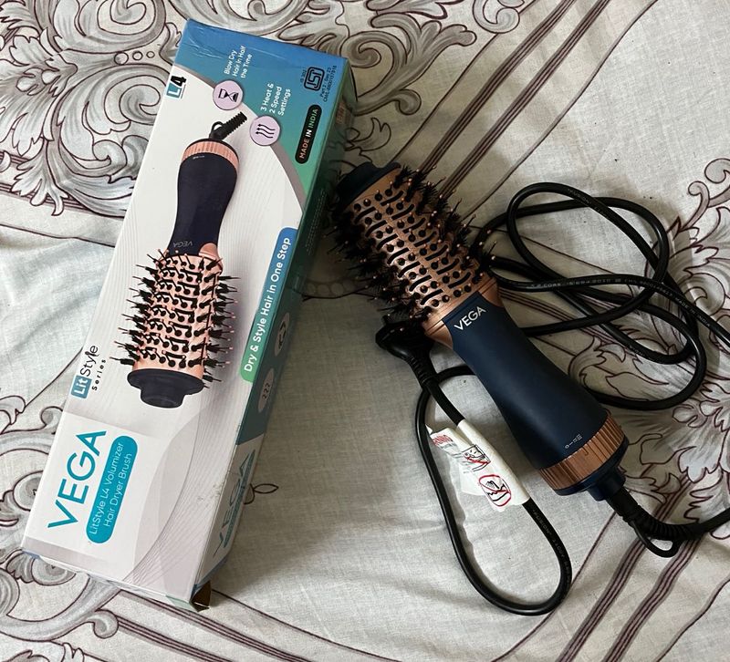 VEGA LitStyle L4 Hair Dryer Brush