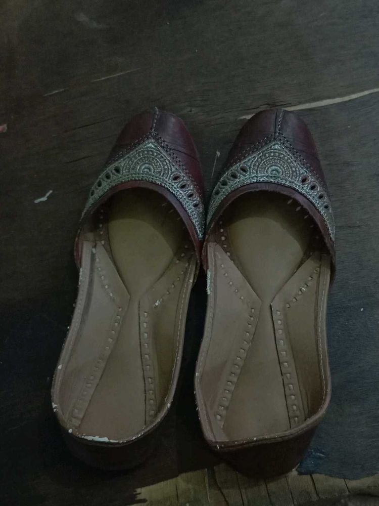 Punjabi Jutti