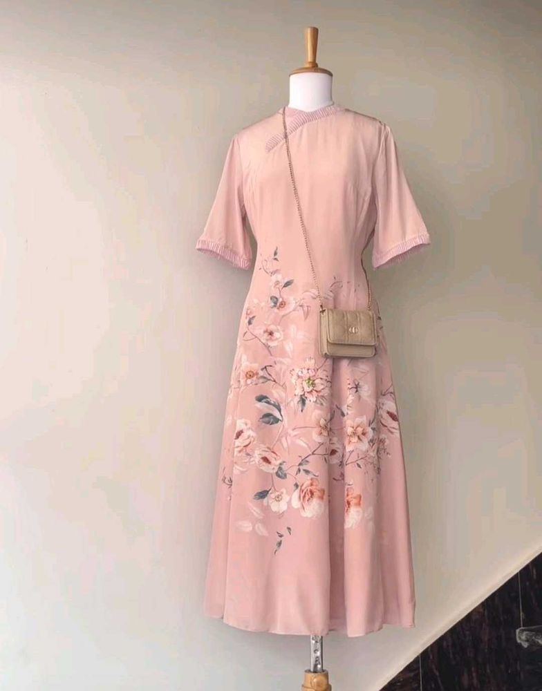 Elegant Pink Floral Midi Dress