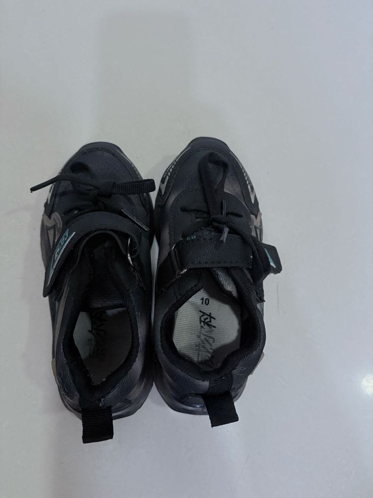 Stylish Black Sneakers for Kids