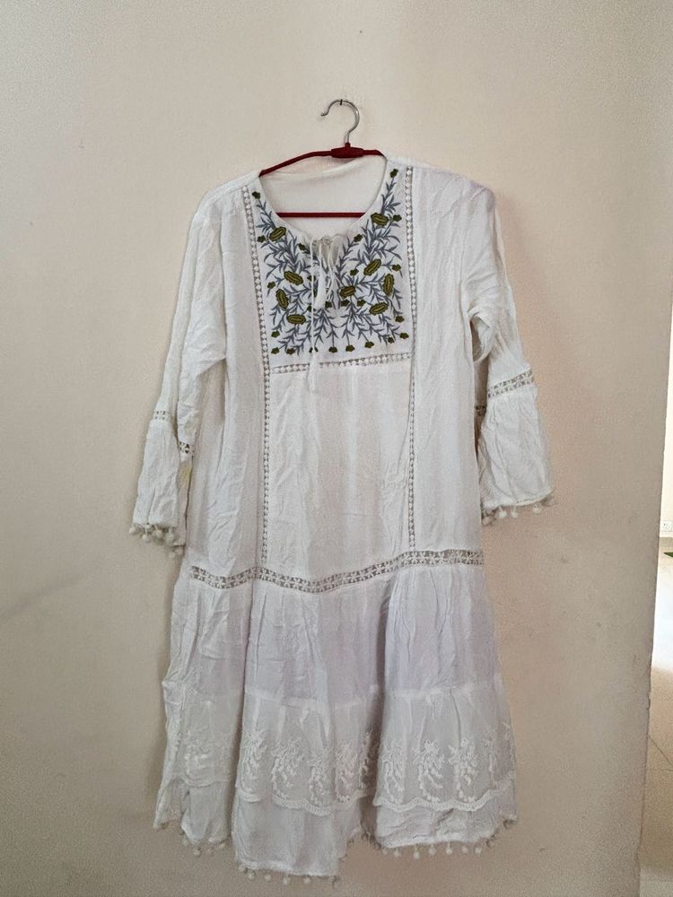 White Embroidered Tiered Kurta