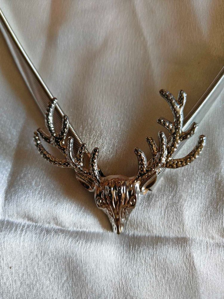 Silver Deer Head Stretchy Belt