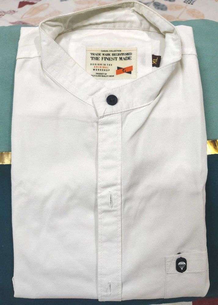 Men's White Collared Shirt