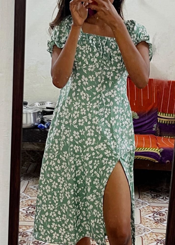 Floral Print Dress with Slit
