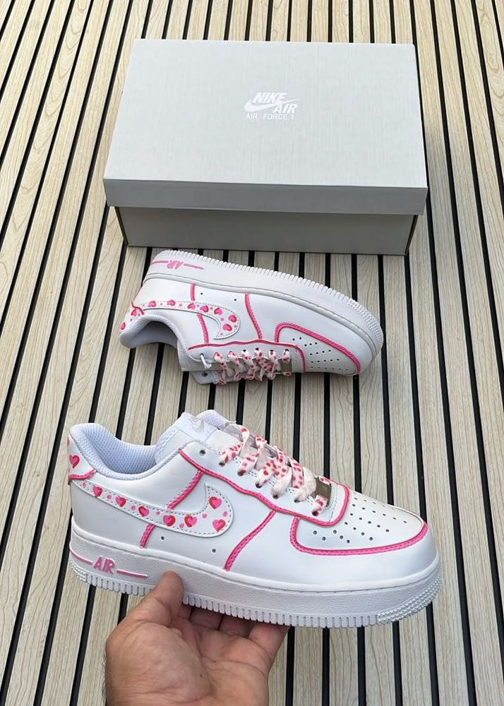 NIKE AIRFORCE