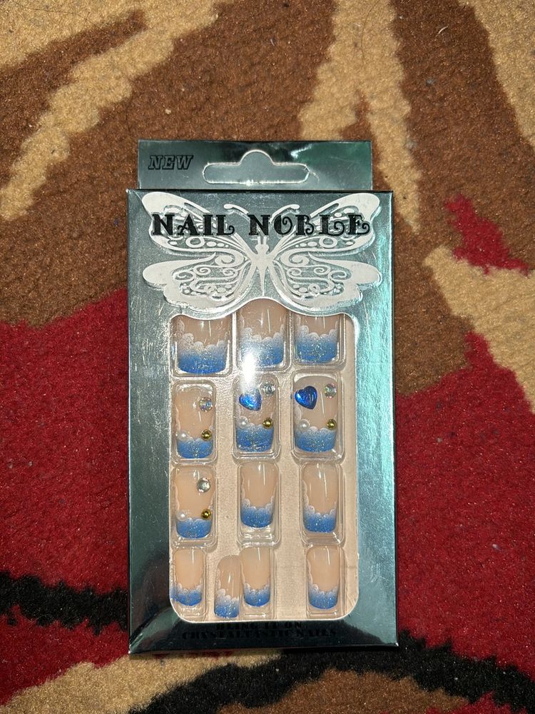 Nail Noble Blue Ombre Press-On Nails