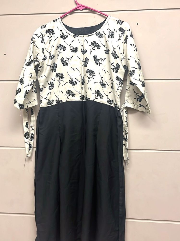 Elegant Floral Kurta Set