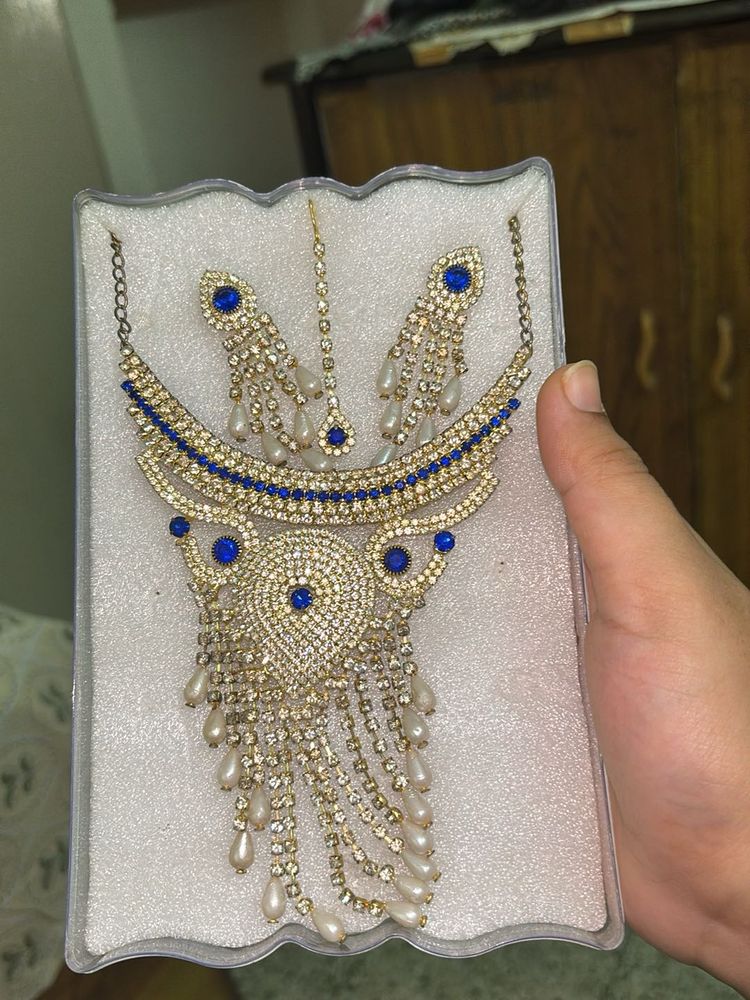 Stunning Blue &amp; Gold Indian Jewelry Set