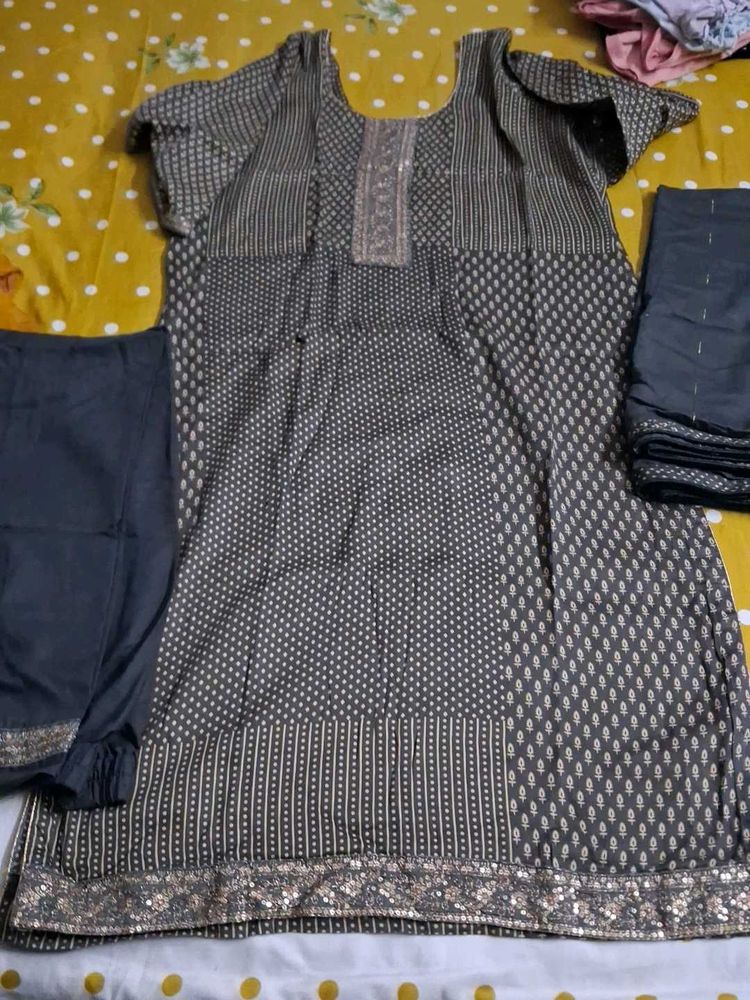 Elegant Printed Kurta Set with Dupatta