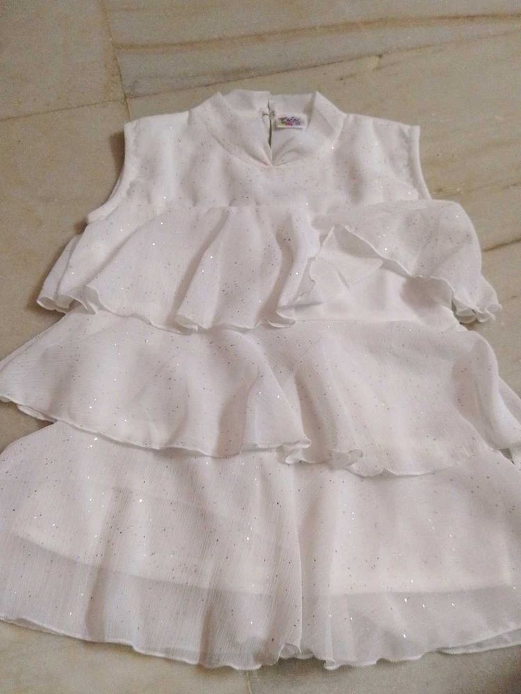Modern Stylish Girls Top &amp; Bottom