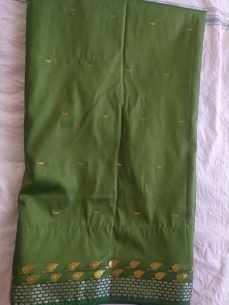 Green Single Colour Sari With Blouse