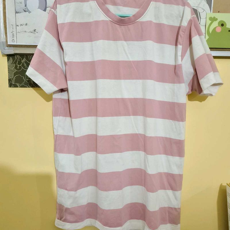 Pink &amp; White Striped T-Shirt🧸🩰
