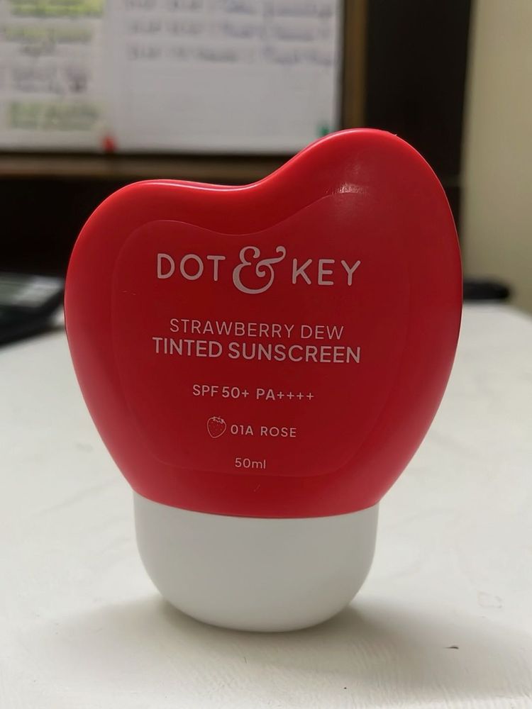 DOT &amp; KEY Strawberry Dew Tinted Sunscreen