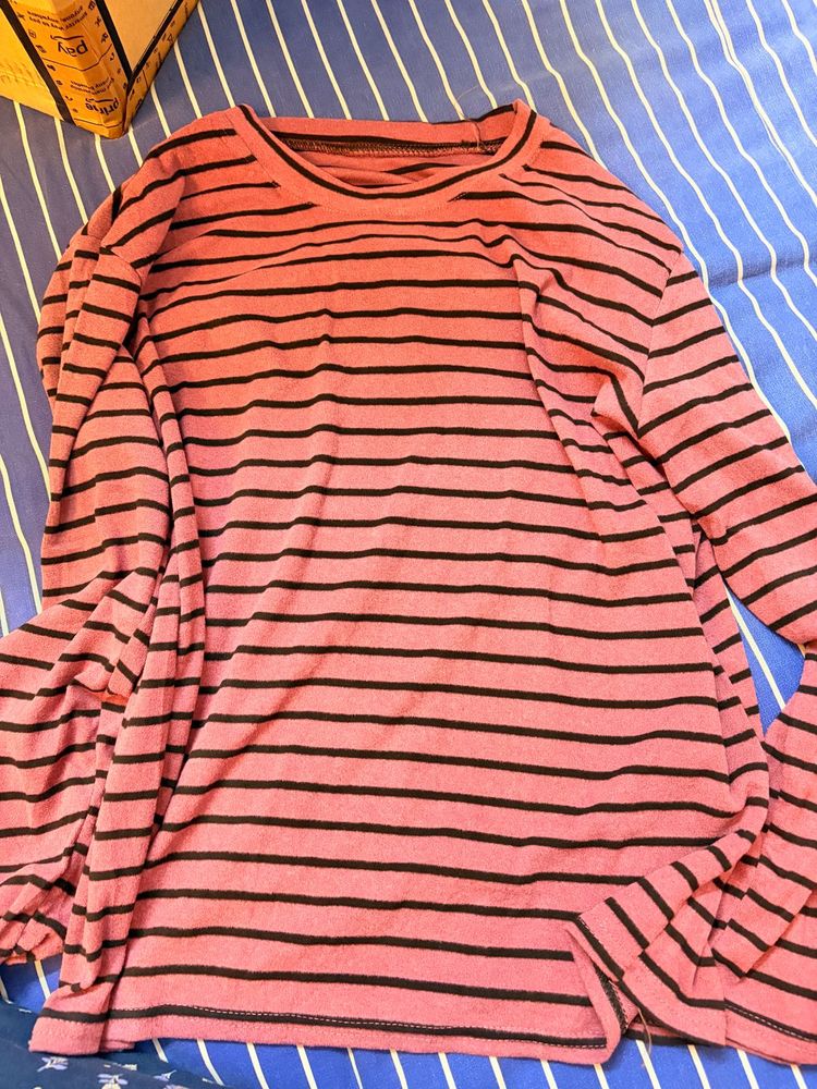 2 Long Sleeve sweater Tops