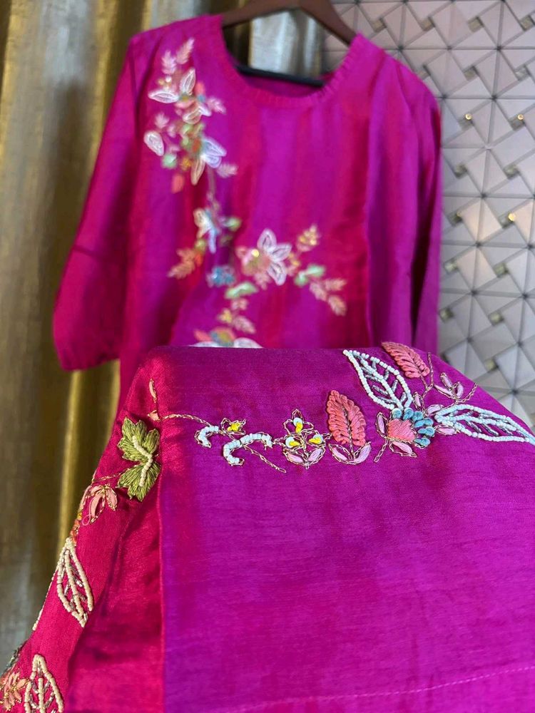 Embroidered Magenta Kurta set