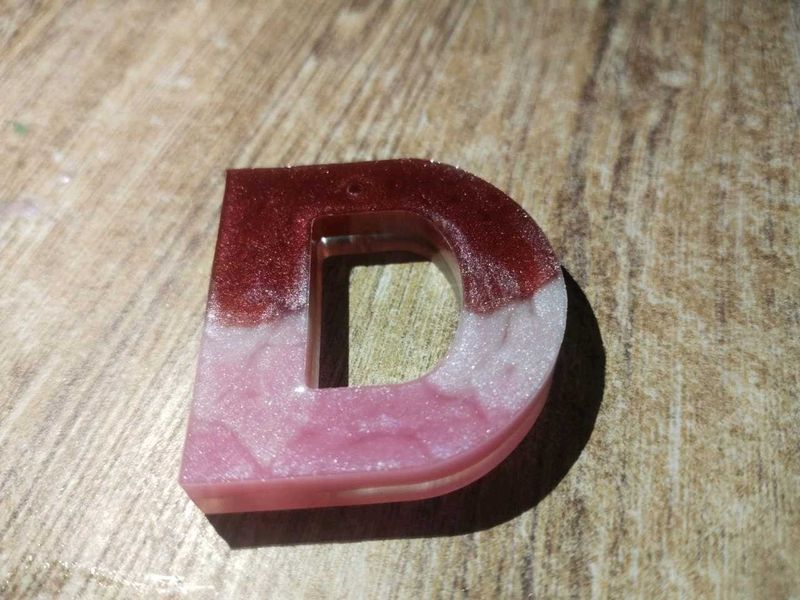Glitter Letter 'D' Keychain