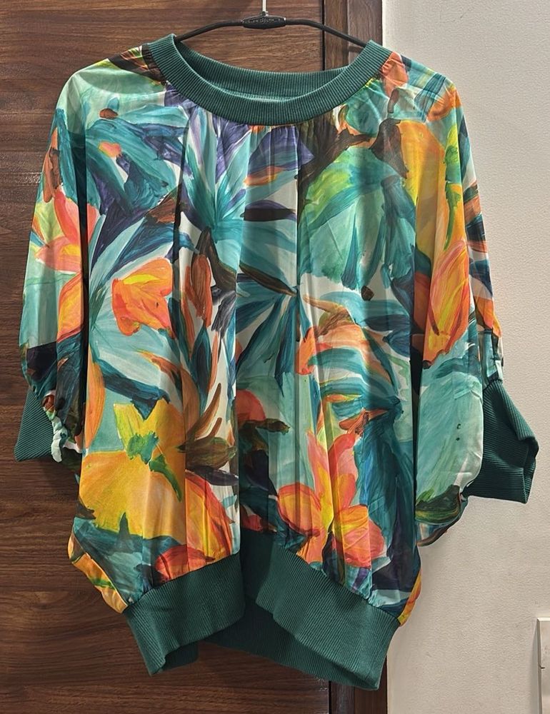 Vibrant Tropical Print Loose Fit Top