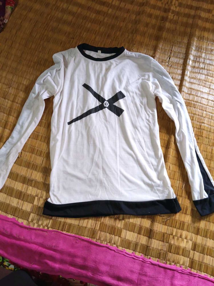 Graphic Print Long Sleeve T-Shirt