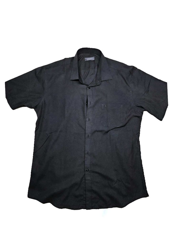 Men's Short Sleeve Button-Up Shirt