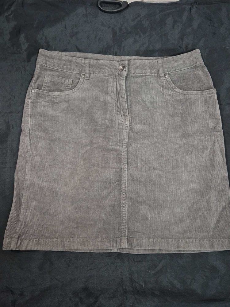 Corduroy knee length Skirt/classy/korean