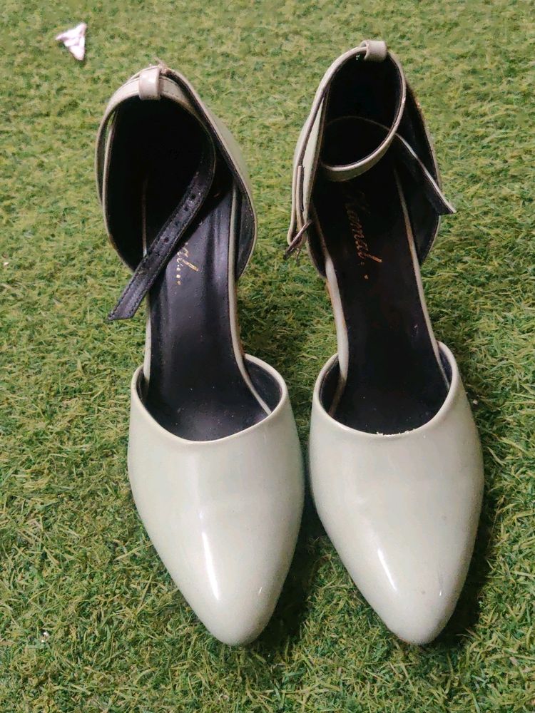 Pista Green Heels