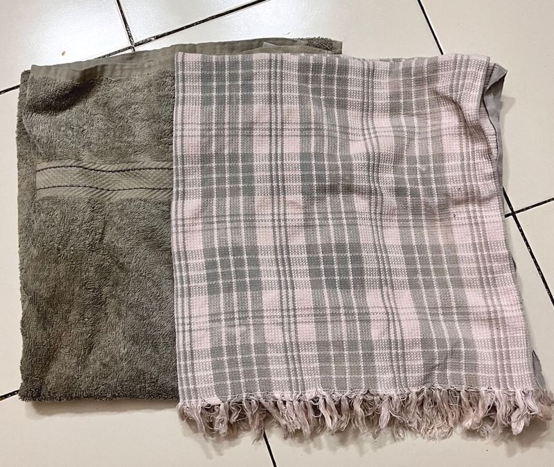Set of 2 Towels - Grey &amp; white