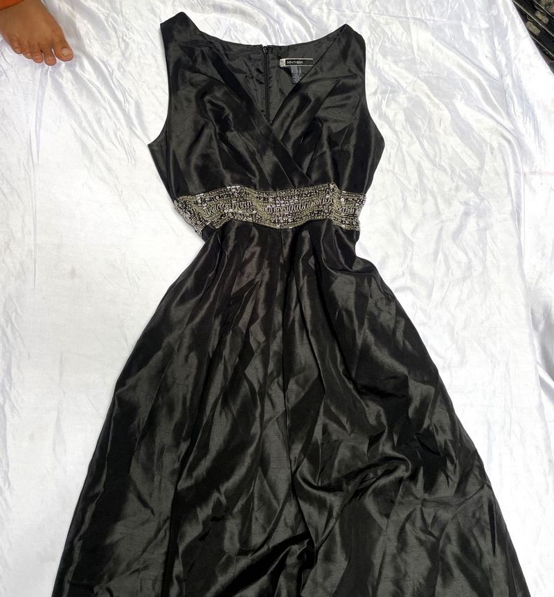 Elegant Black Beaded Waist Dress