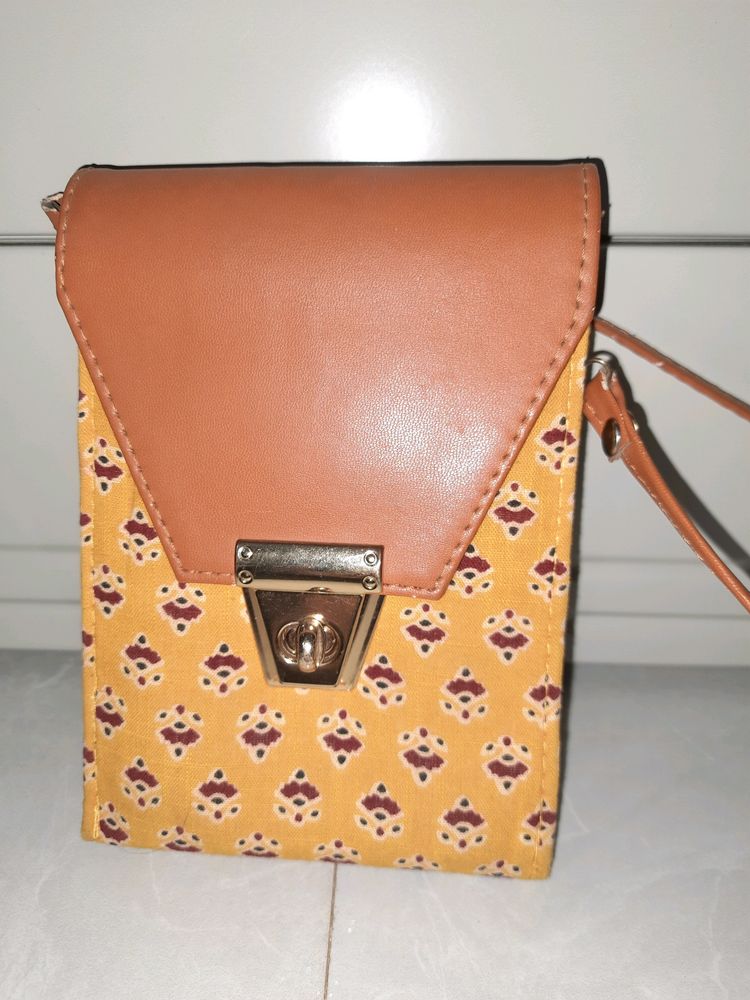 Mobile &amp; Cash Purse