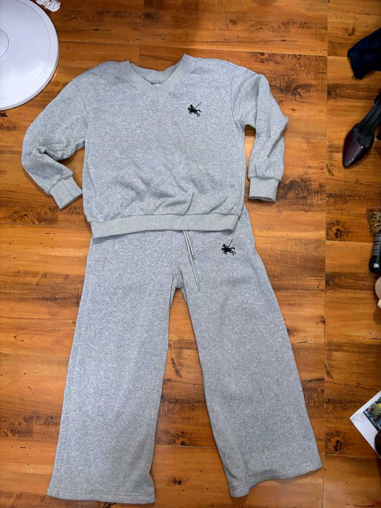 Grey Sweatshirt and Pants Set