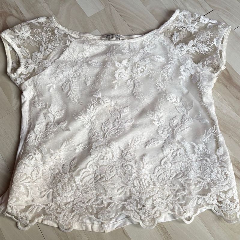 Elegant White Lace Top