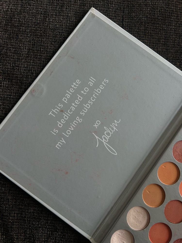 Jaclyn Hill Eyeshadow Palette